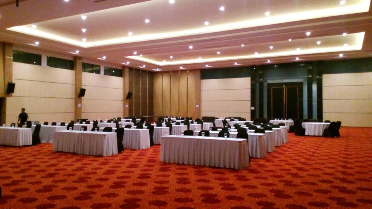 Novena Hotel Bandung Lembang Extérieur photo